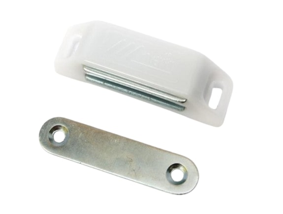 Sklapka magnetická MC 02A biela - V.P.F.MEDIUM s.r.o. Stavebné a nábytkové kovanie